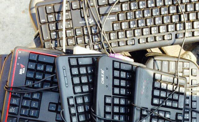 ไม่ว่าจะเป็นคอมพิวเตอร์ โน๊ตบุ้ค