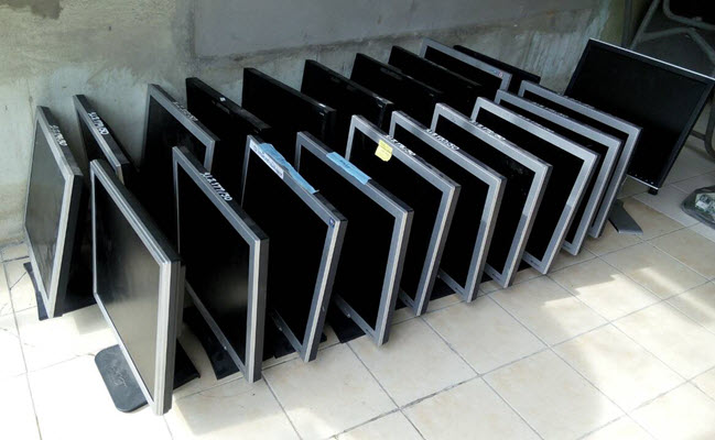 รับซื้อ จอ คอมพิวเตอร์ เก่า เสีย จอและอุปกรณ์ ทุกสภาพ ให้ราคาสูง